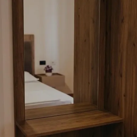 Alea 300m From Beach, Umbrella And Sunbeds Included, Parking, Wifi, Up To 5 People Apartamento Golem (Tirana)